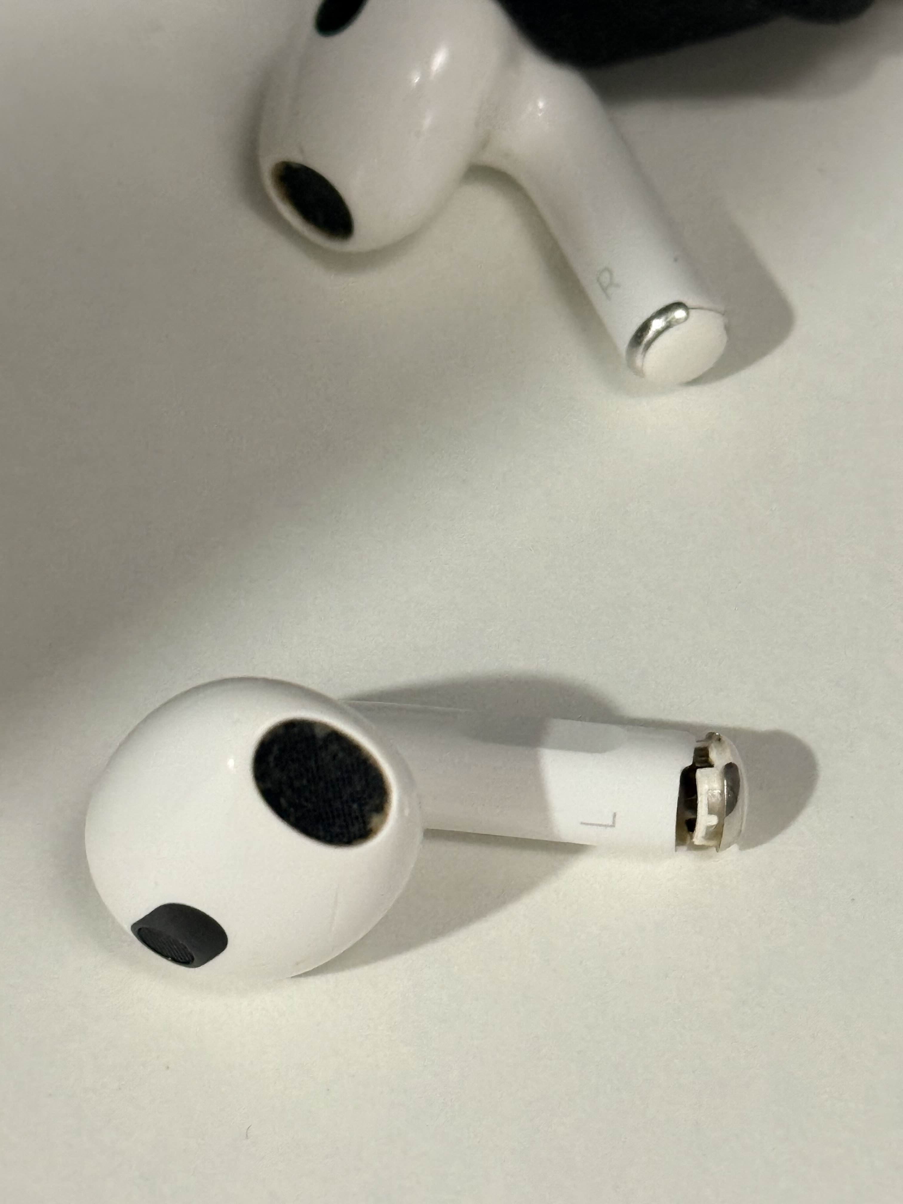 수명을 다한 나의 에어팟